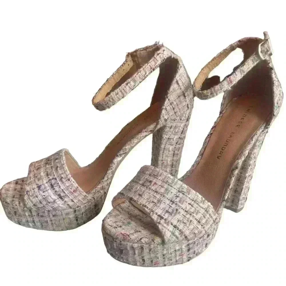 CHINESE LAUNDRY Avenue Tweed Sky High - chunky plaid platform shoe - size 9.5